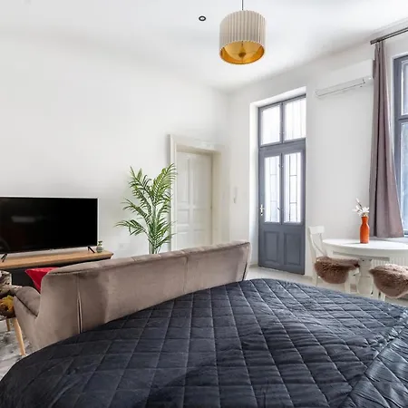 בודפשט Lh Gallery Apartments מראה חיצוני תמונה