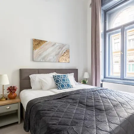 בודפשט Lh Gallery Apartments מראה חיצוני תמונה