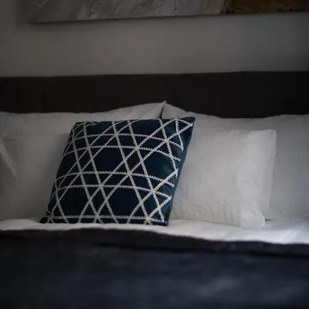 בודפשט Lh Gallery Apartments מראה חיצוני תמונה