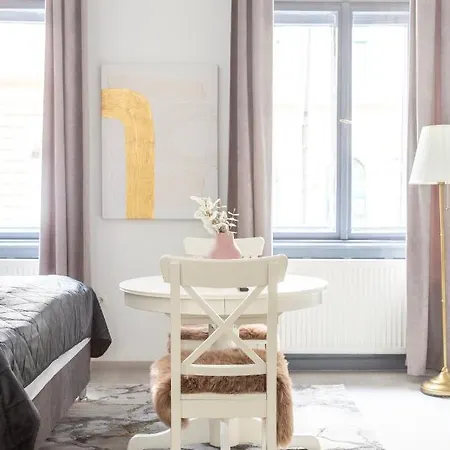 בודפשט Lh Gallery Apartments מראה חיצוני תמונה